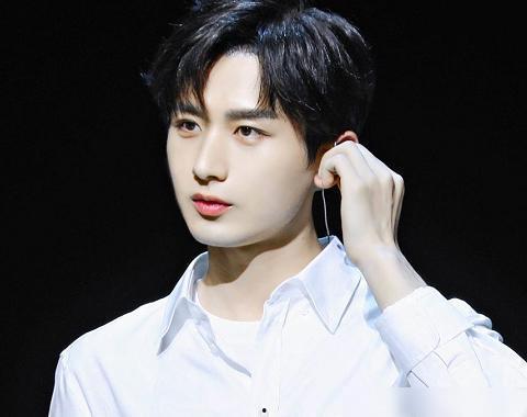 成毅爆料最新消息,揭秘娱乐圈幕后真相